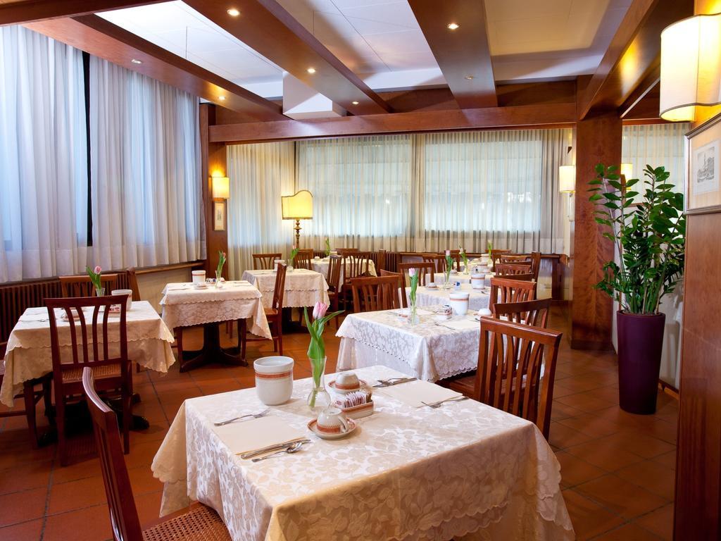 Hotel Marconi Ponte San Nicolo Екстер'єр фото