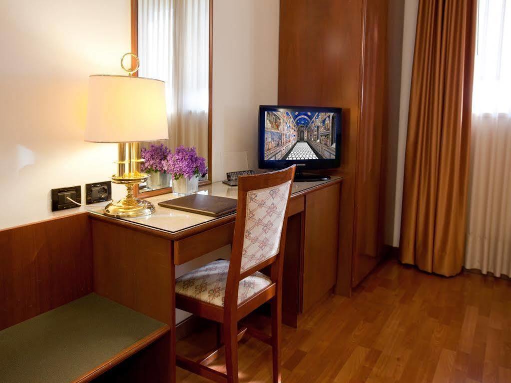 Hotel Marconi Ponte San Nicolo Екстер'єр фото
